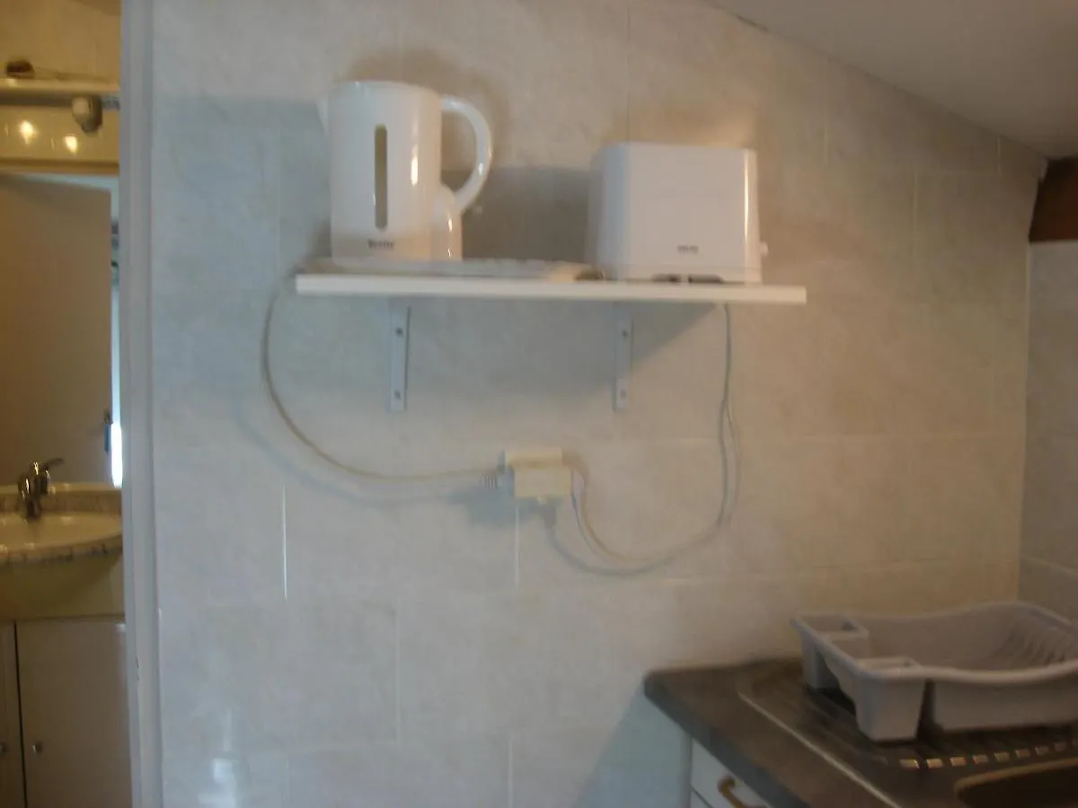 Appartement T 2 Avec Velux Sous Les Combes De 34 M2 à La Londe-les-Maures